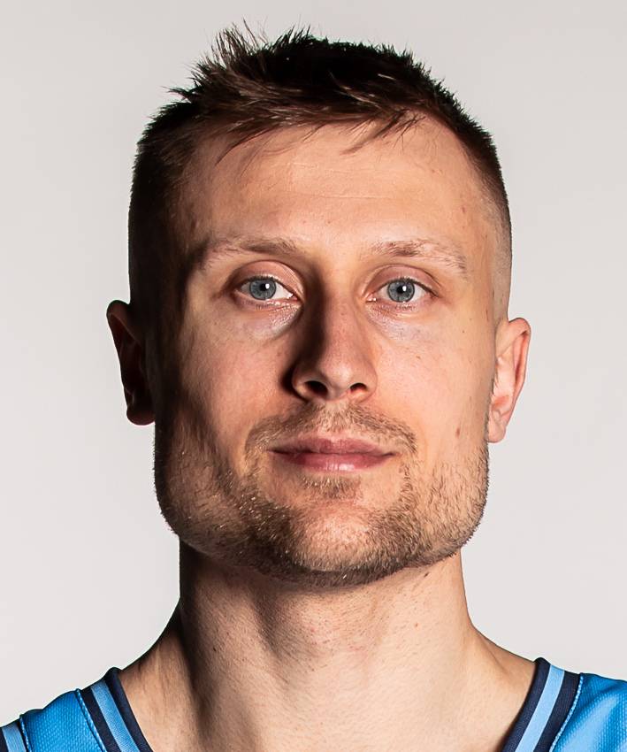 https://img.sezsk.com/img/basketball/player/813b98d36d0e9cbb4363cce409b29b19.jpg